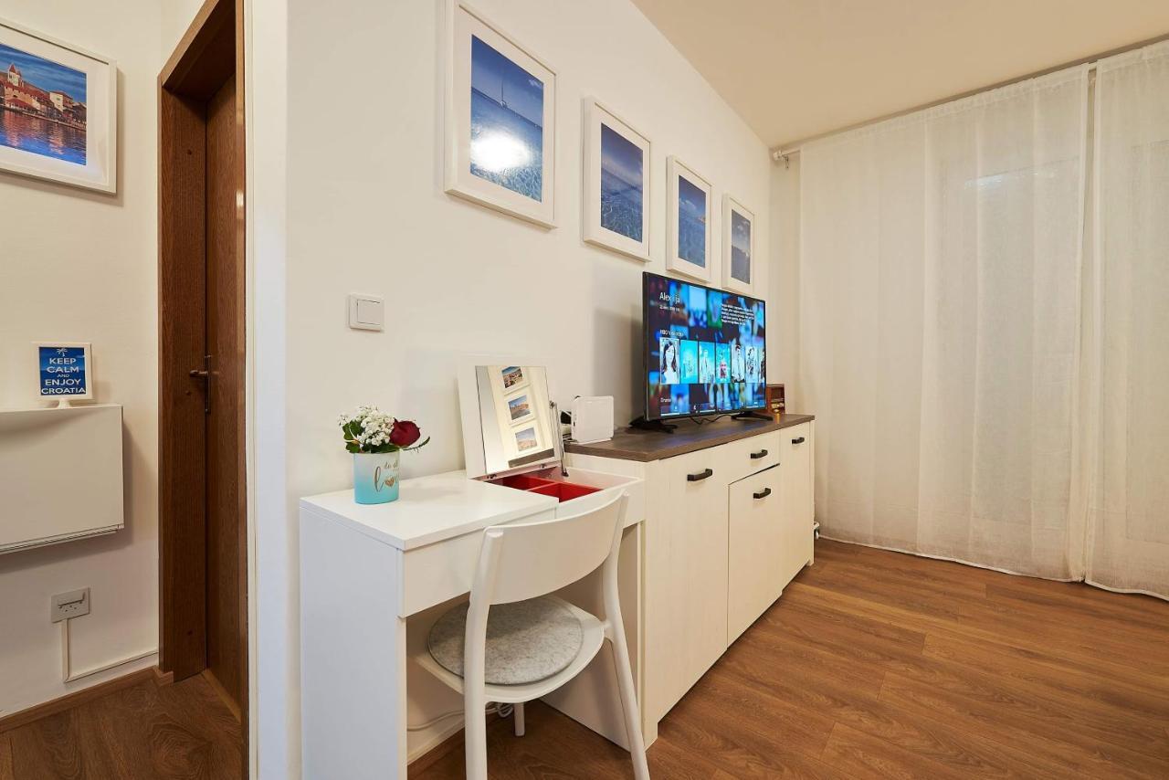 Apartment Damare Trogir Bagian luar foto